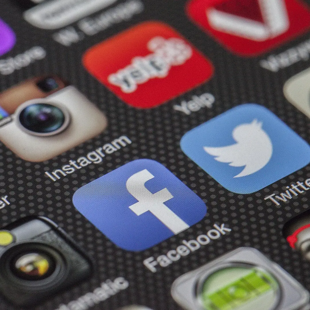 Tech-Network Social Media